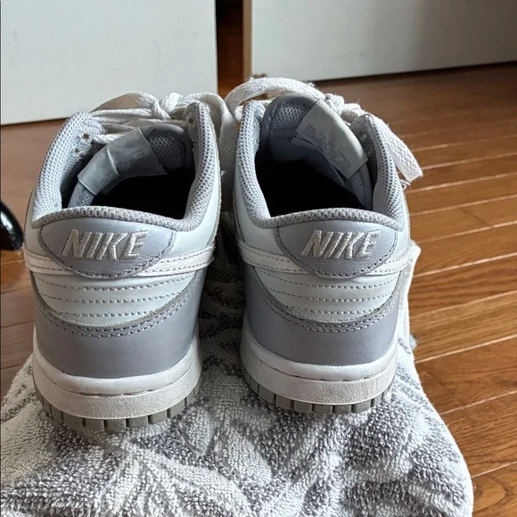 Nike Grey and White Dunks - Picture 3 of 5